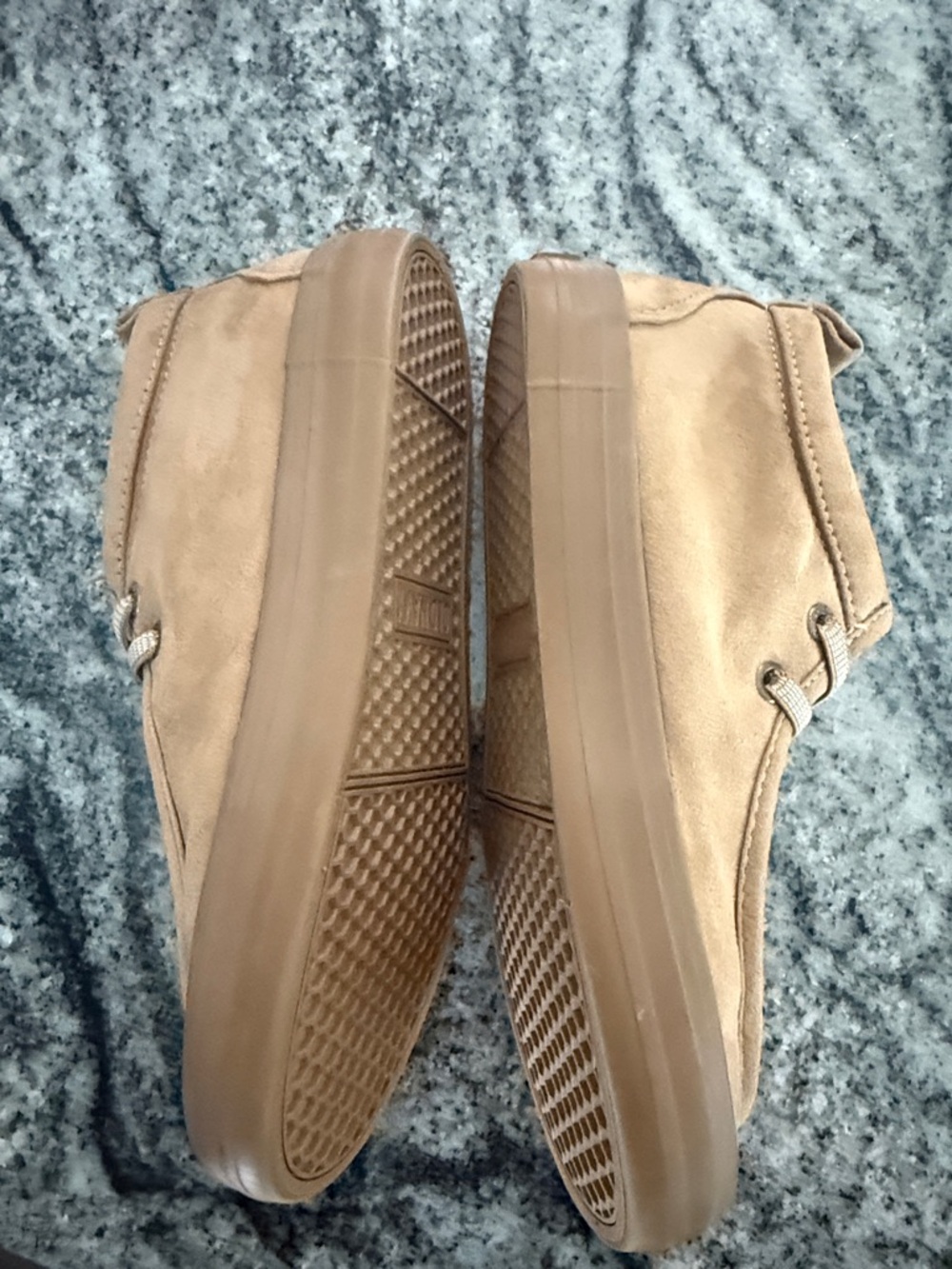 Old Navy kids vintage style Light Tan Suede Chukka Boots Sz 2 new! - Picture 2 of 5